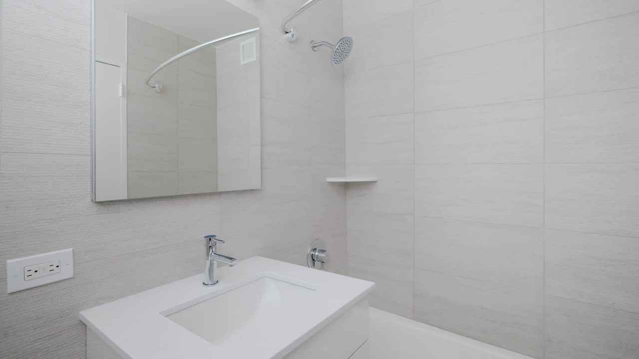 The Westmont - Photo 7 of 27
