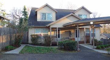 featured image of 3312 Se Concord Rd #A