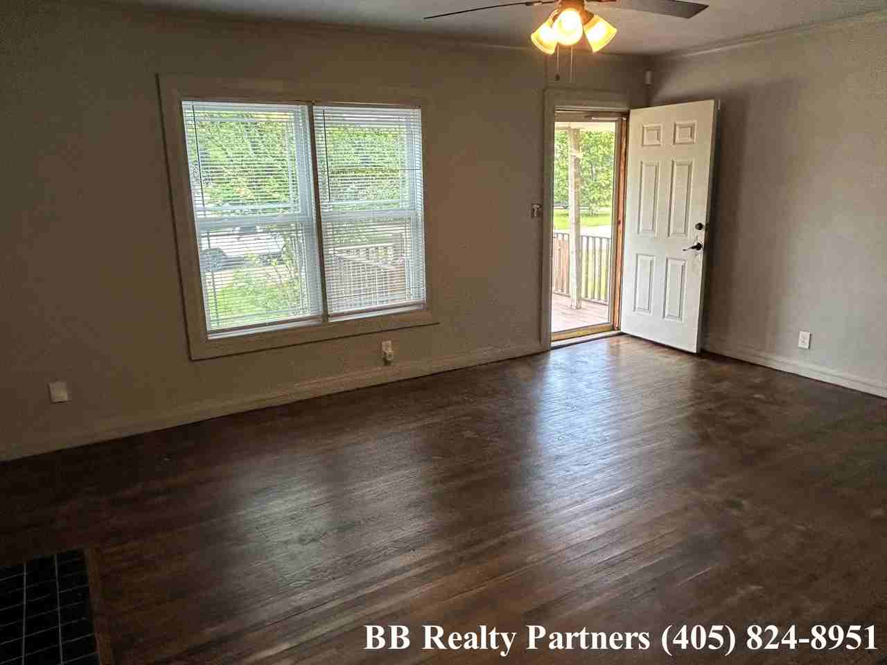 1210 S Fulton Ave #NA - Photo 5 of 26