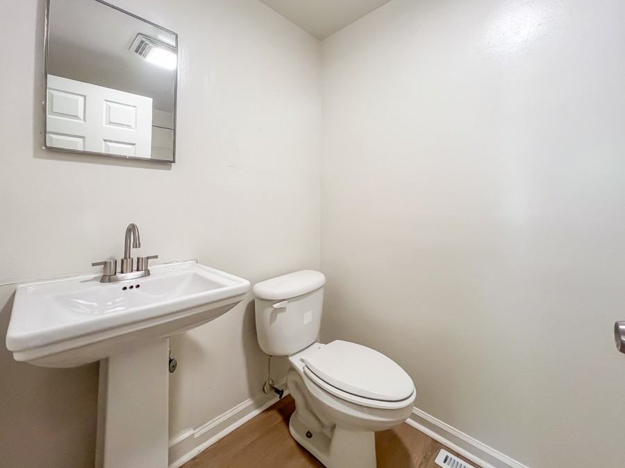 7 Fox Hill Dr #7 - Photo 2 of 15