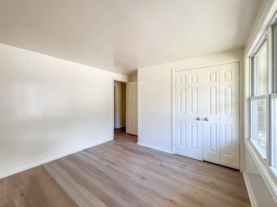 7 Fox Hill Dr #7 - Photo 6 of 15