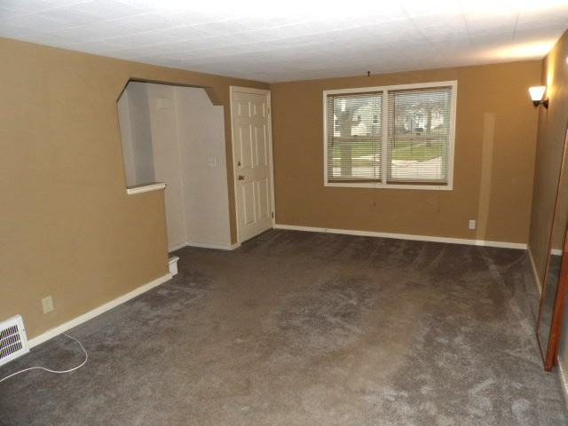 22 Matthew Ln #LEFT - Photo 6 of 17