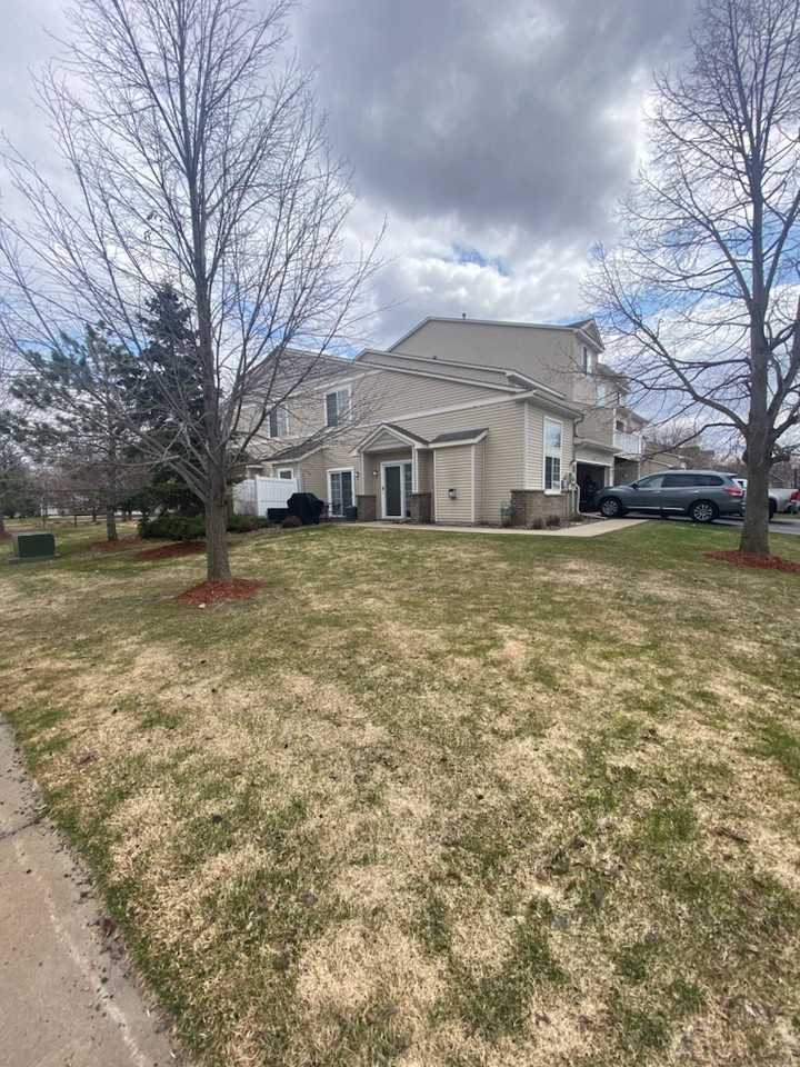 11177 77th St Ne #1 - Photo 2 of 20