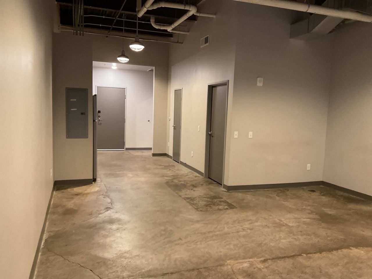 Apex Apartments - Photo 7 of 42