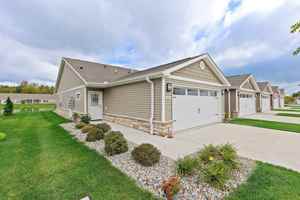 featured image of 12459 Violet St