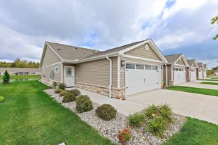 Redwood Holland - Photo 1 of 1