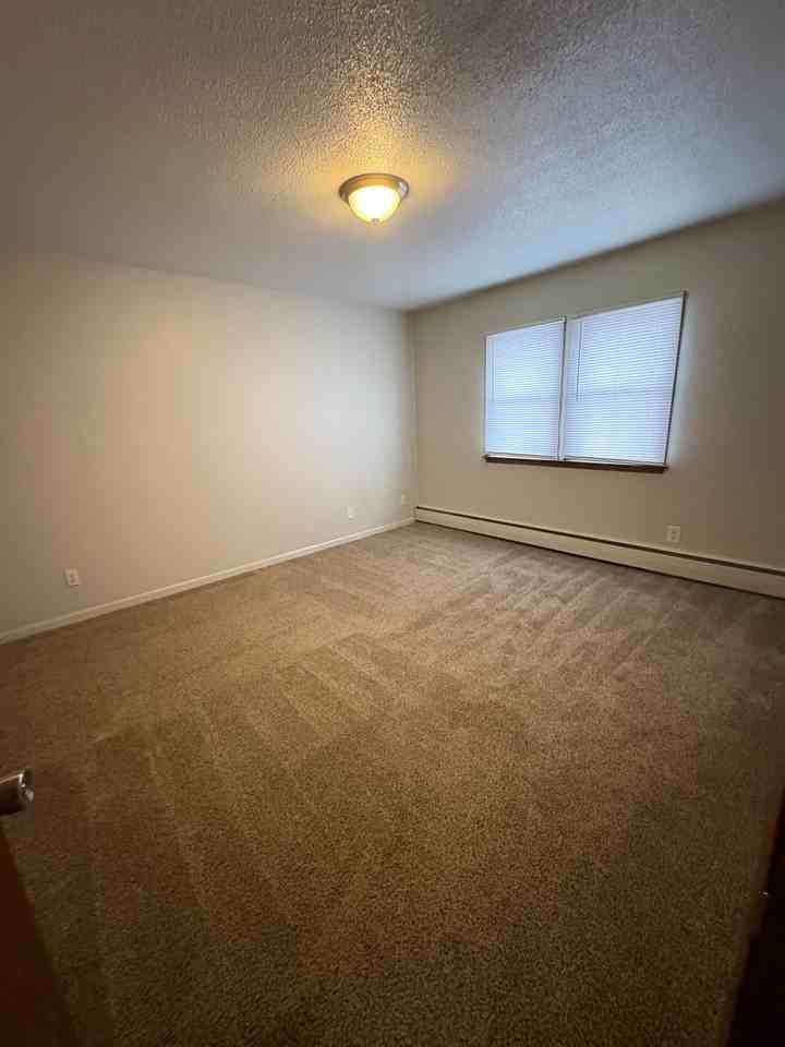 1 bed, 1 bath - $695/month - Photo 5 of 8