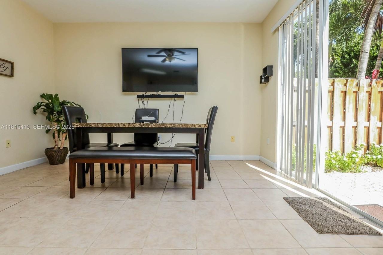 5741 Northwest 112th Court #5741 - Photo 5 of 50