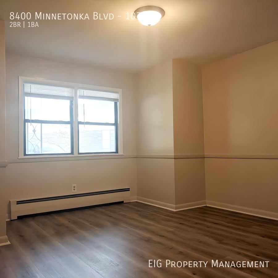 Trailway - Photo 2 of 39