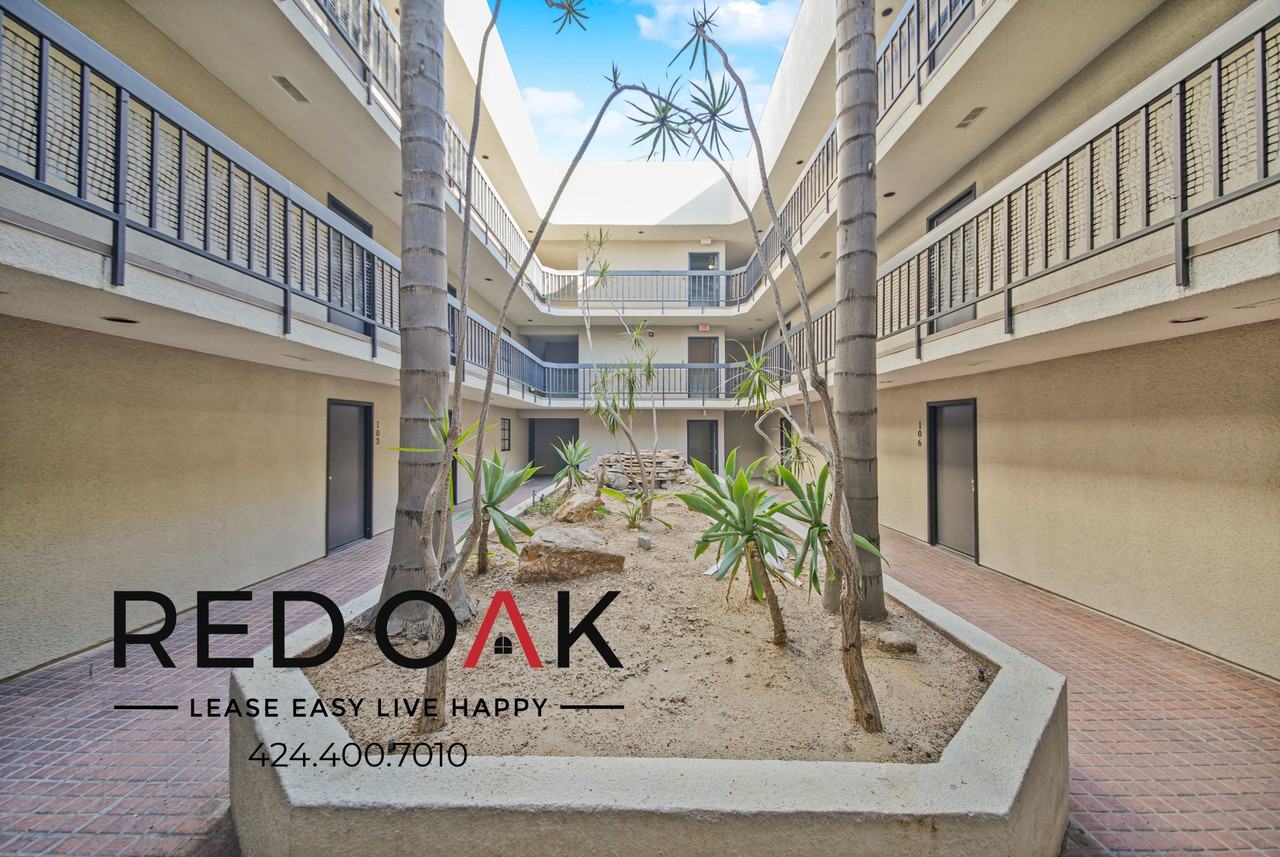 1522 N Formosa Ave - Photo 4 of 28