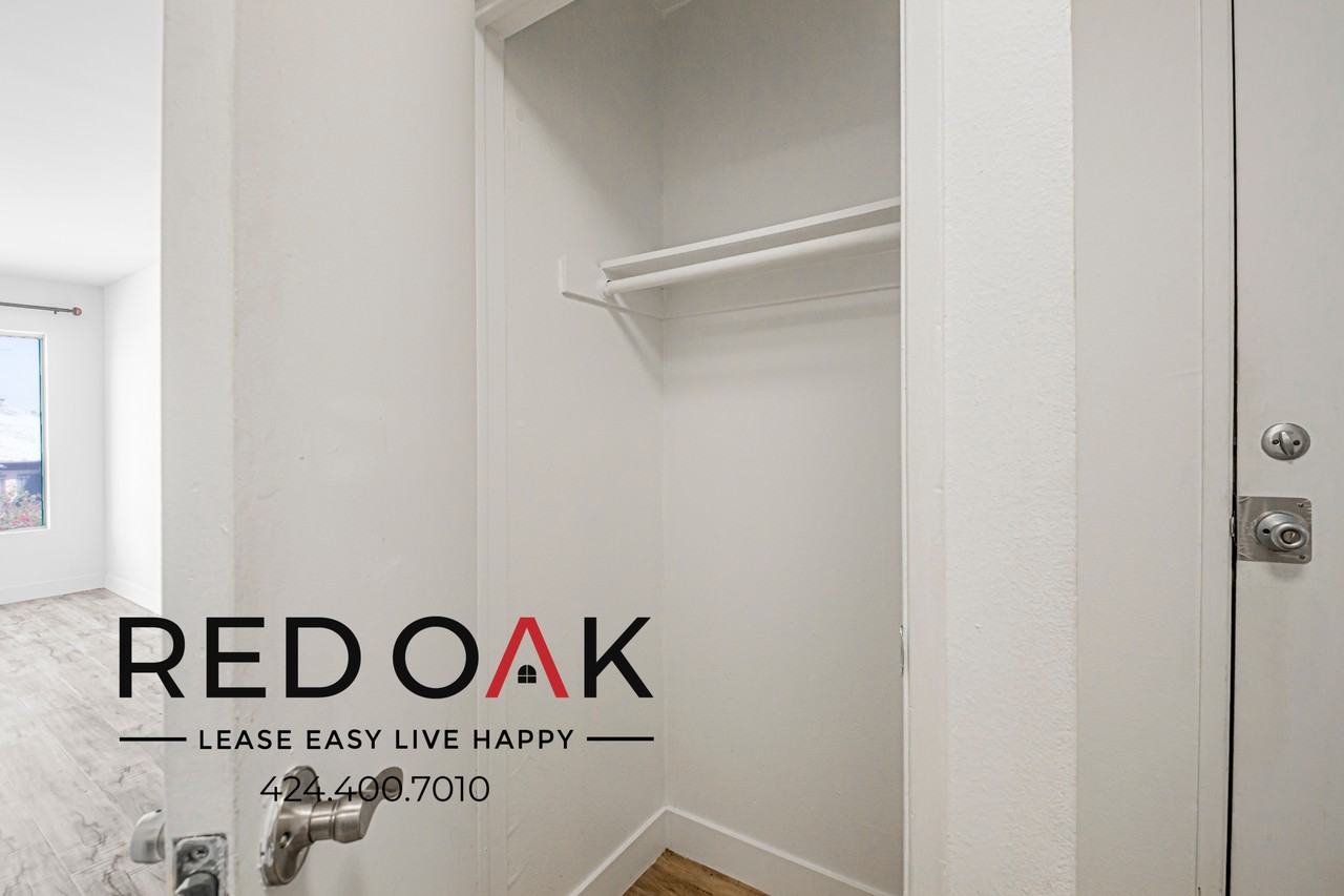 1522 N Formosa Ave - Photo 5 of 28