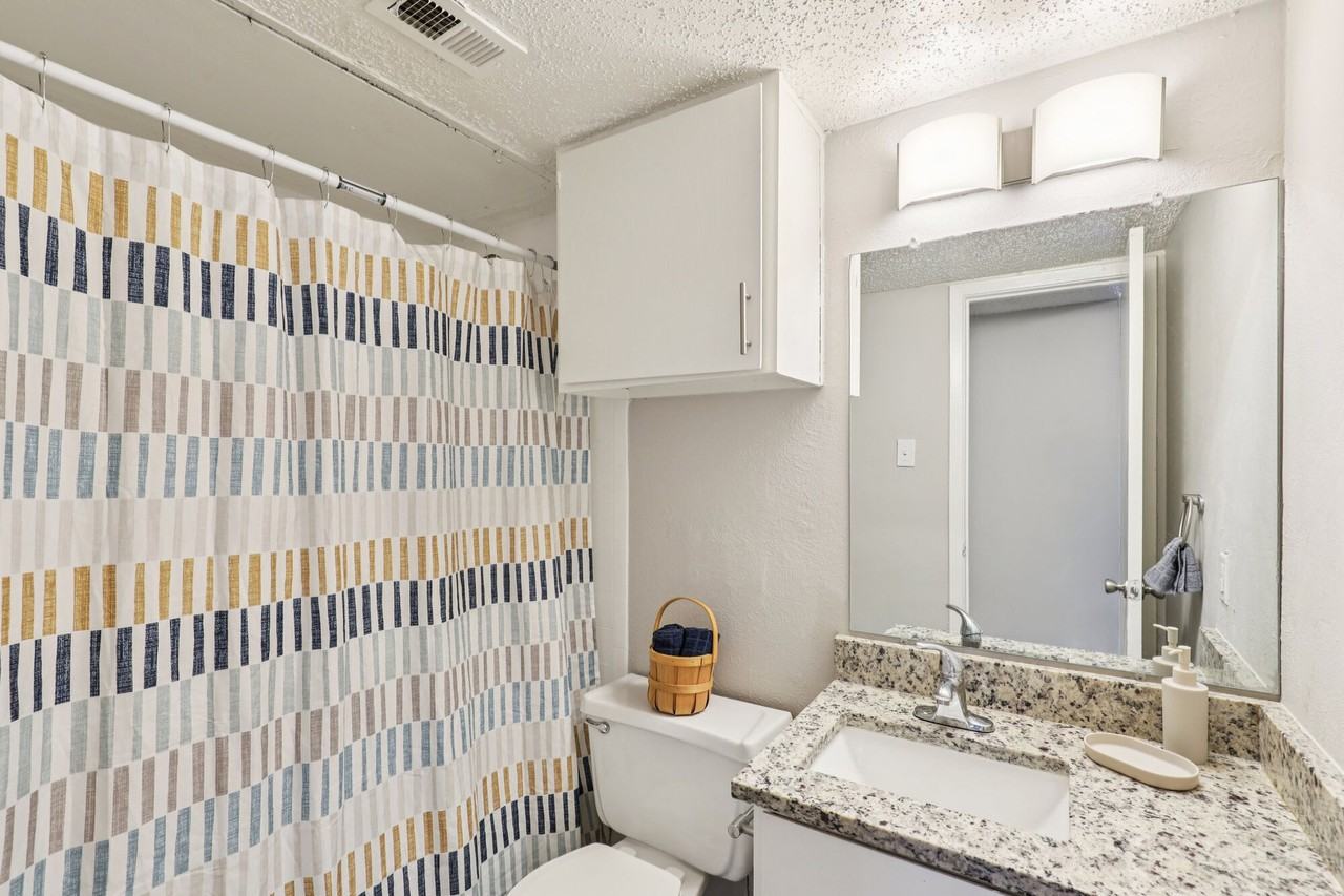Claro Court - Photo 7 of 22