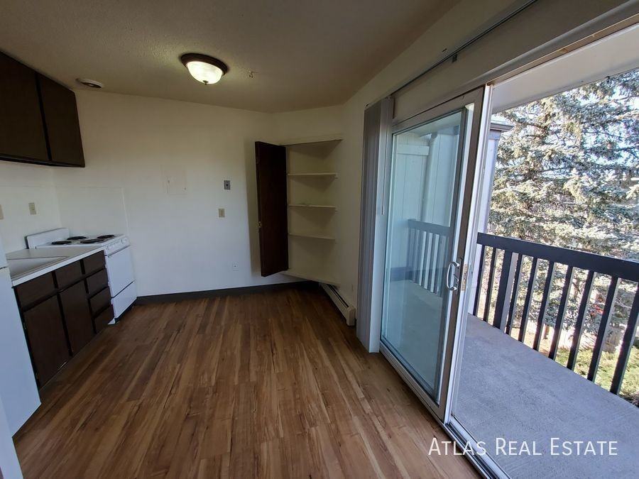 112 Rutgers Avenue - Photo 5 of 11