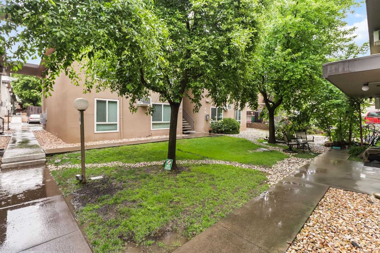 River's Edge Apartments - Photo 3 of 50