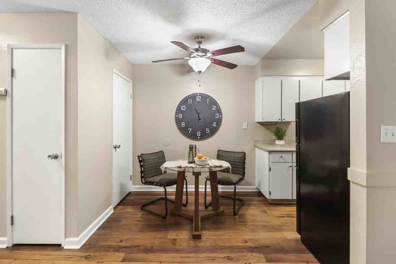 River's Edge Apartments - Photo 7 of 50