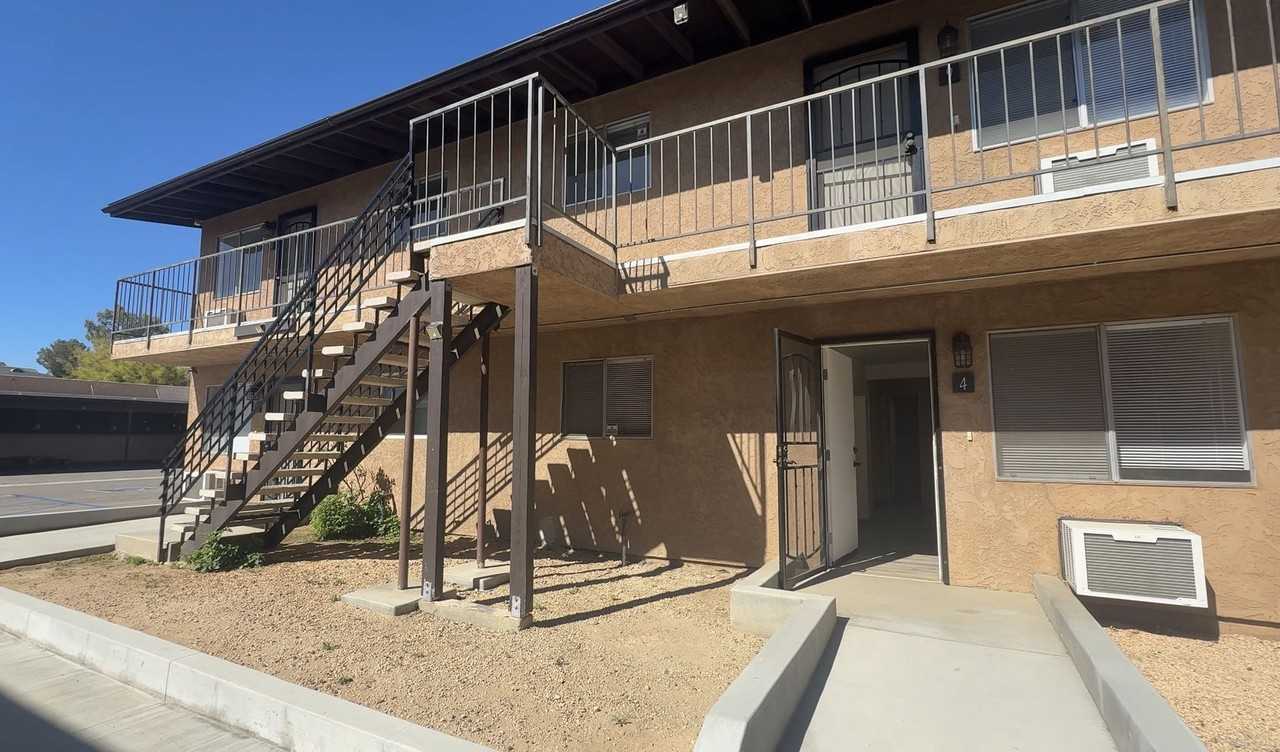 524 E Avenue Q12 #4