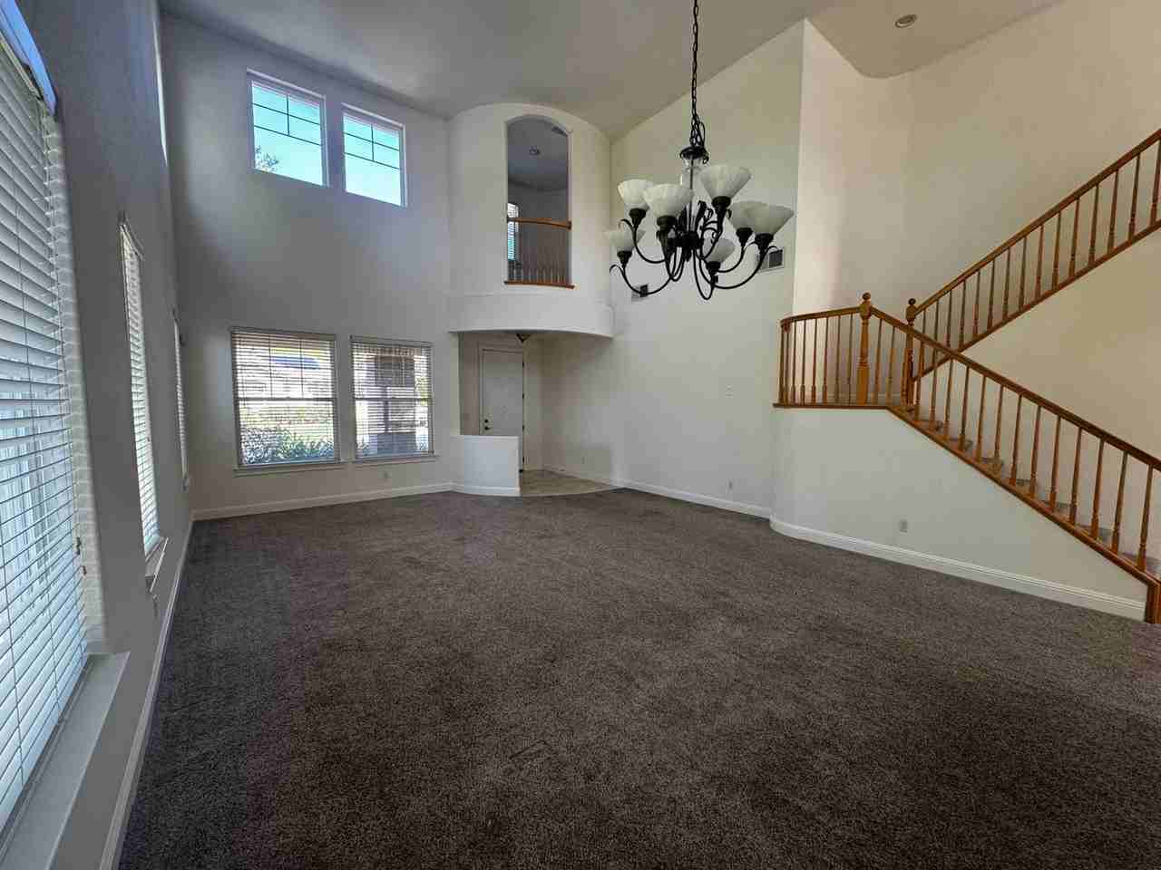 1902 Foster Way - Photo 5 of 25