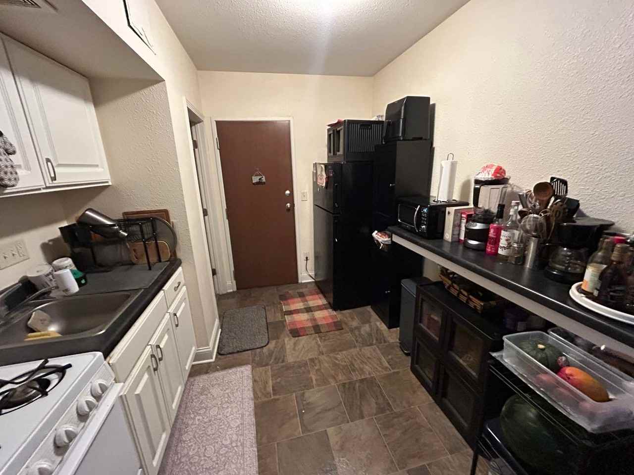 1819 N. Cambridge Ave. - Photo 3 of 14
