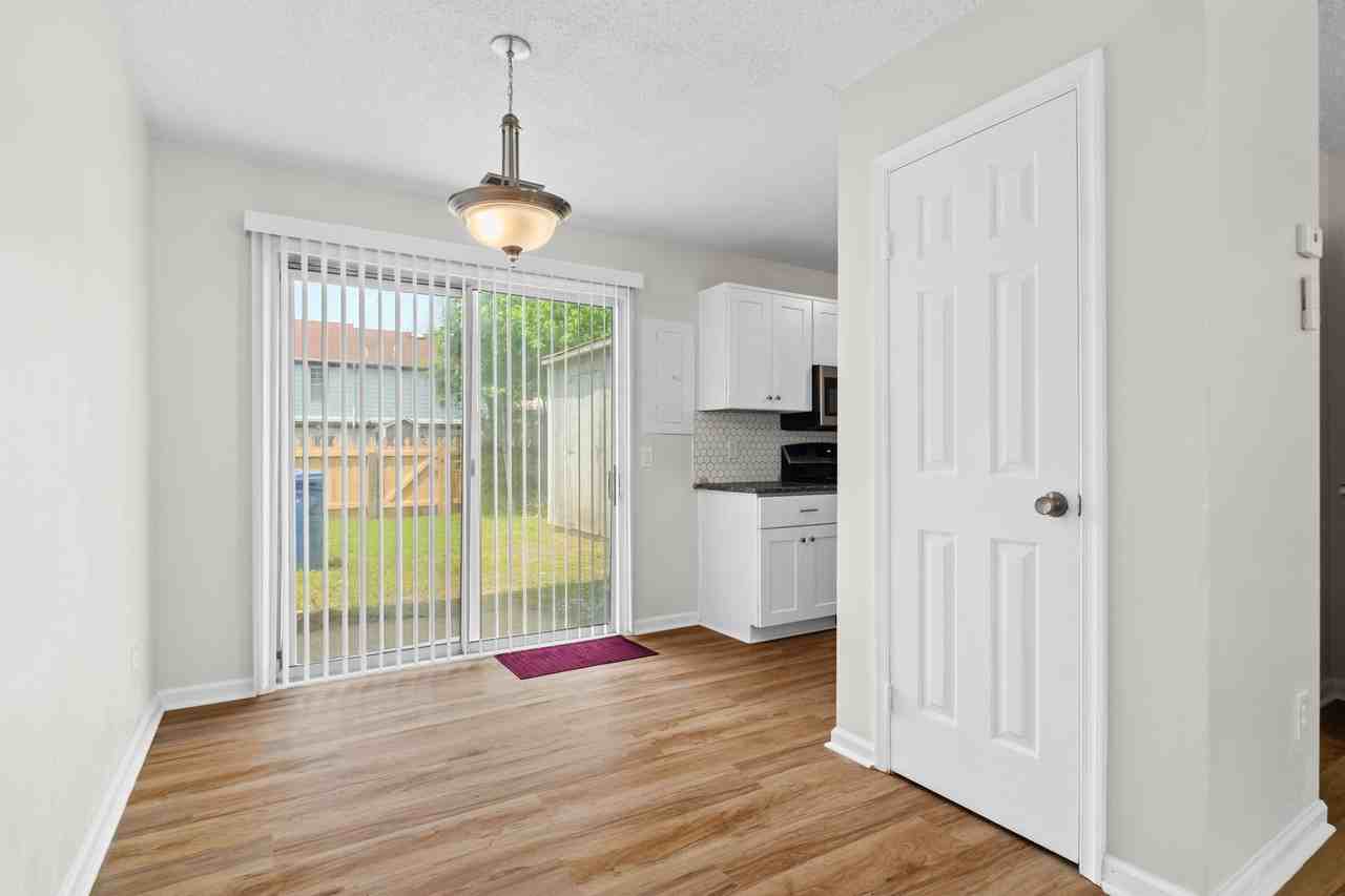 908 Spinnaker Ct #1 - Photo 7 of 48