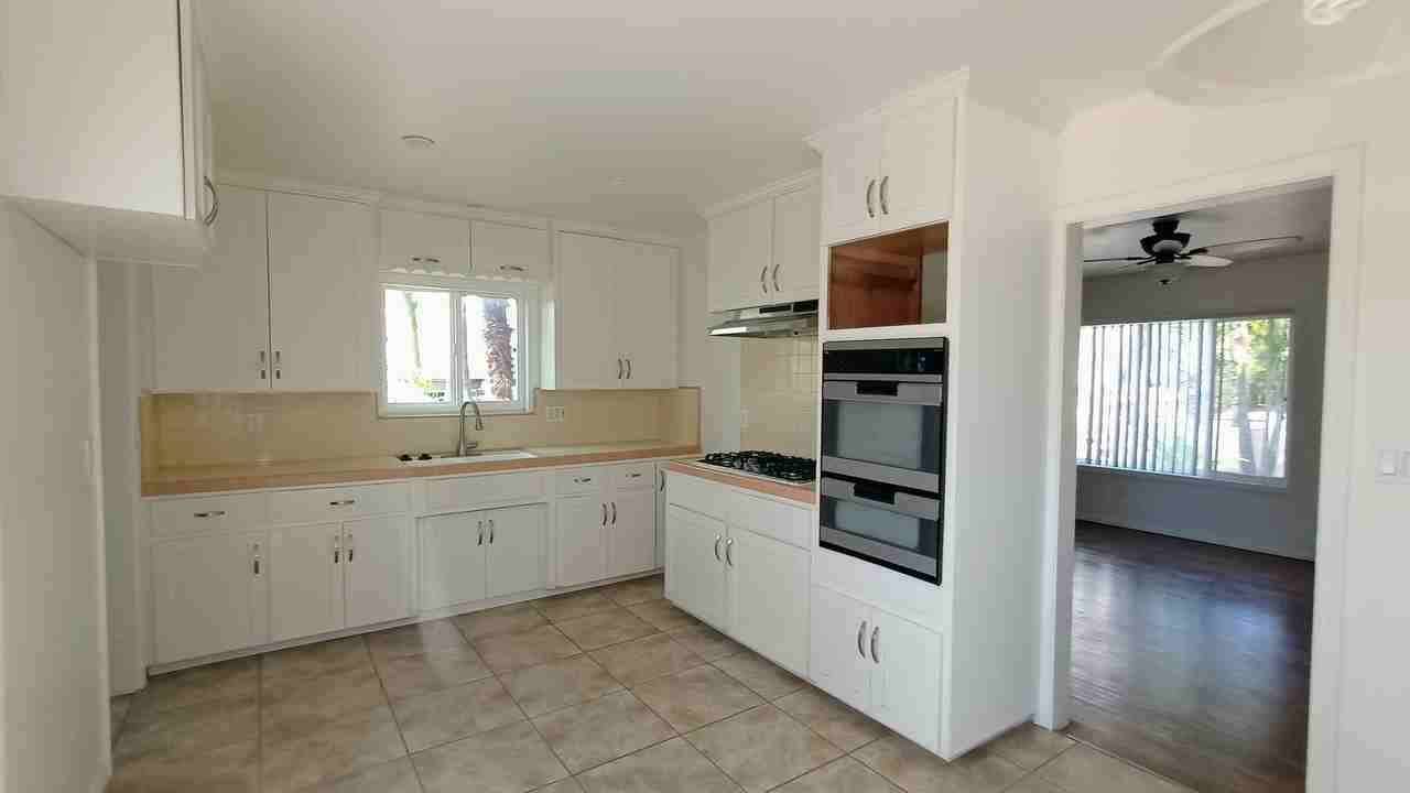 5130 Savannah St #1 - Photo 4 of 10