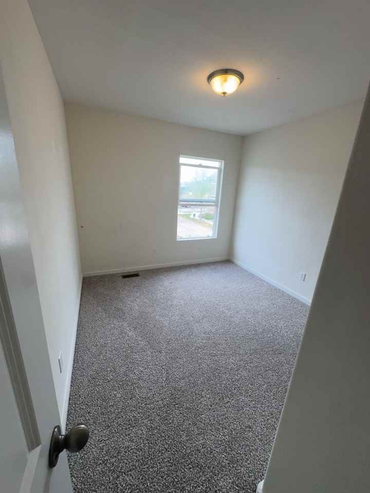 5198 Dovetail Ln #1 - Photo 7 of 19