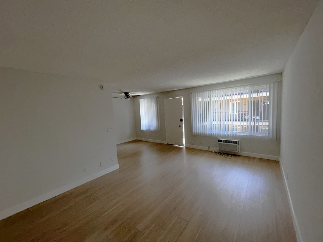 3139 - 957 Menlo Ave. - Photo 6 of 19