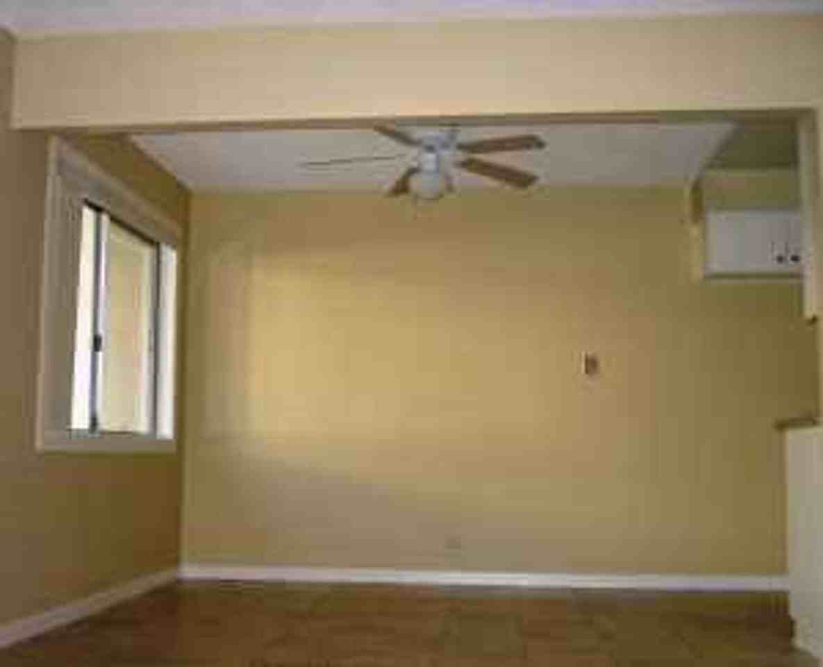 2 Torrance Palms Apartments - Photo 7 of 9
