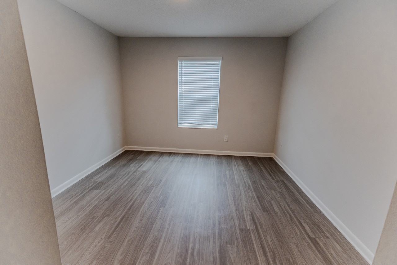 Faris Residences Georgetown - Photo 3 of 13