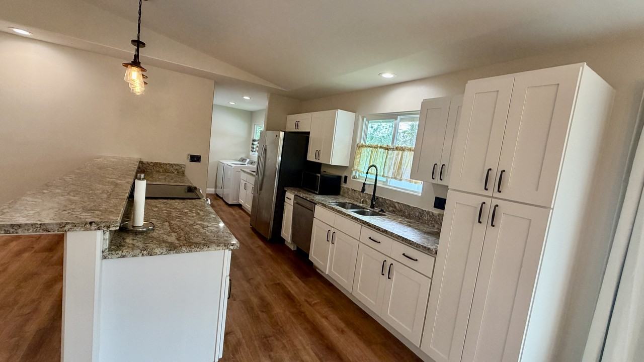 16-2063 Pearl Dr #1 - Photo 4 of 47