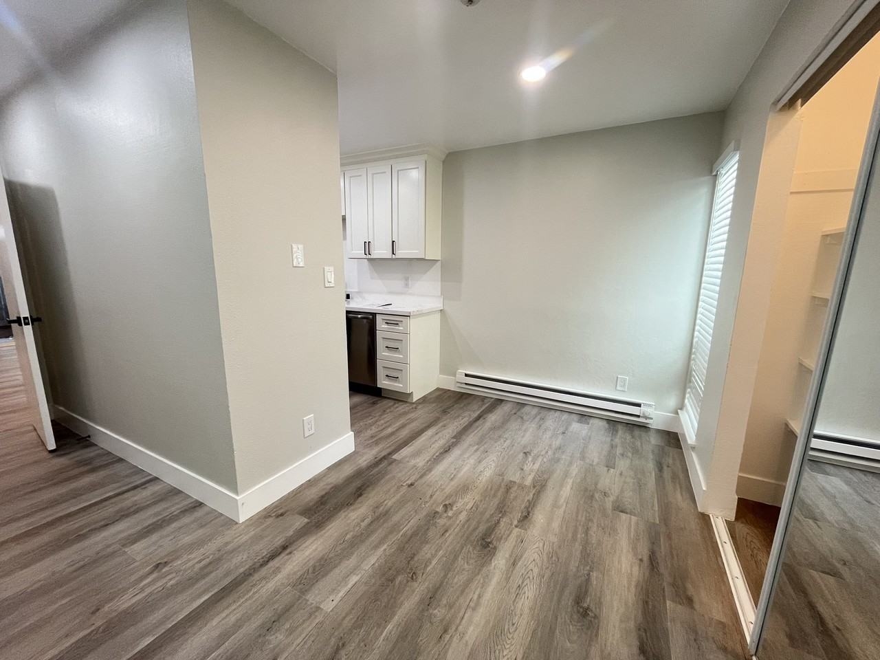 Humboldt Street #1158 - Photo 4 of 11