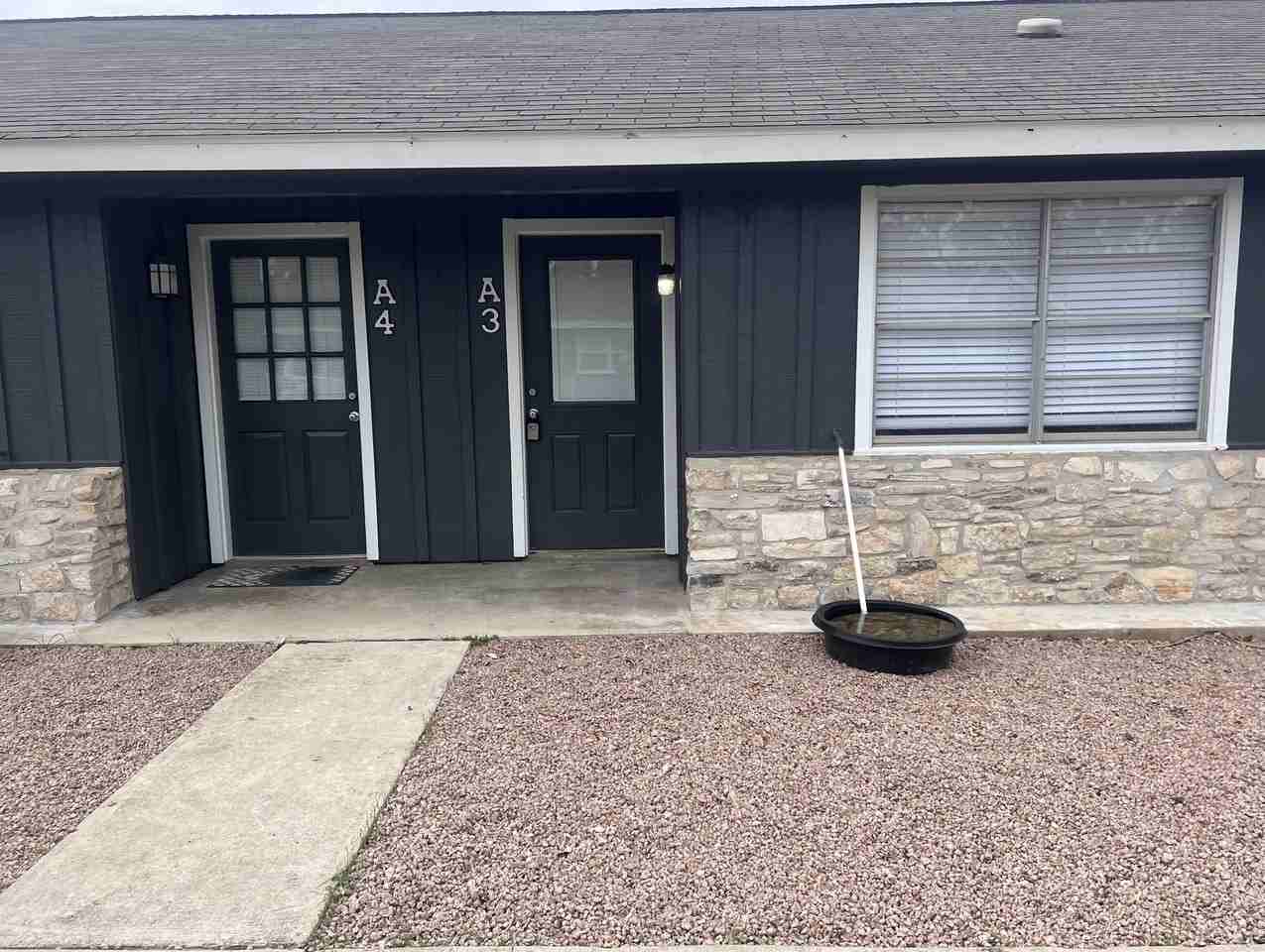 401 Lange Road - Photo 2 of 26