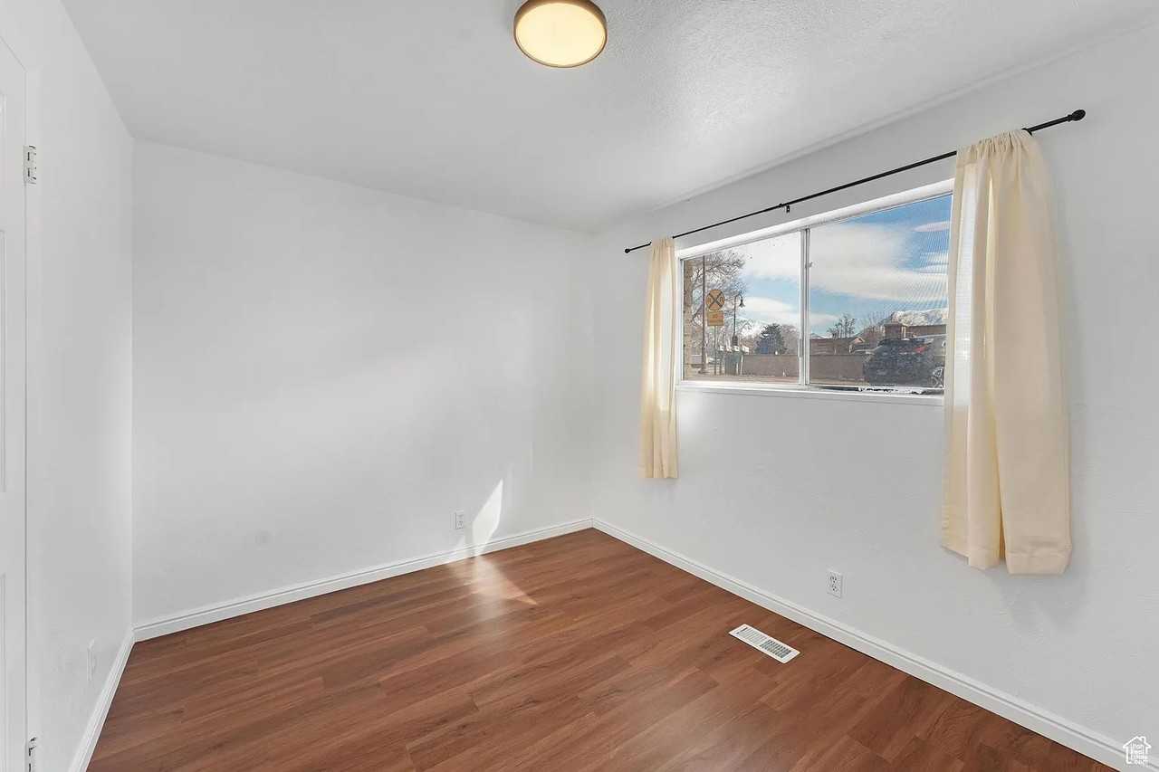 485 W Main St #A - Photo 7 of 9