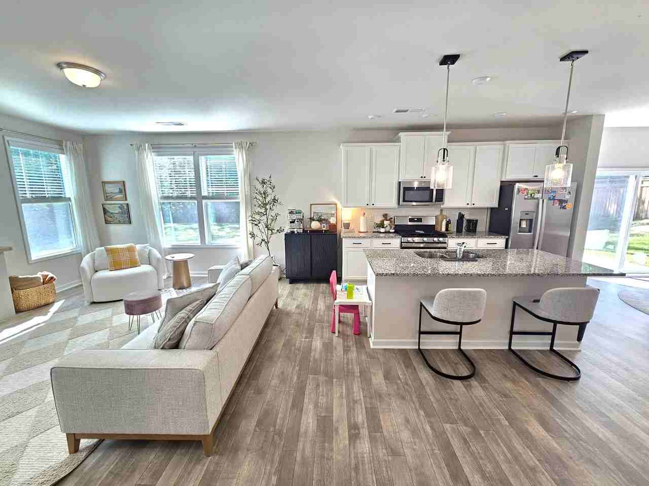 698 Oak Branch Pl #1 - Photo 5 of 31