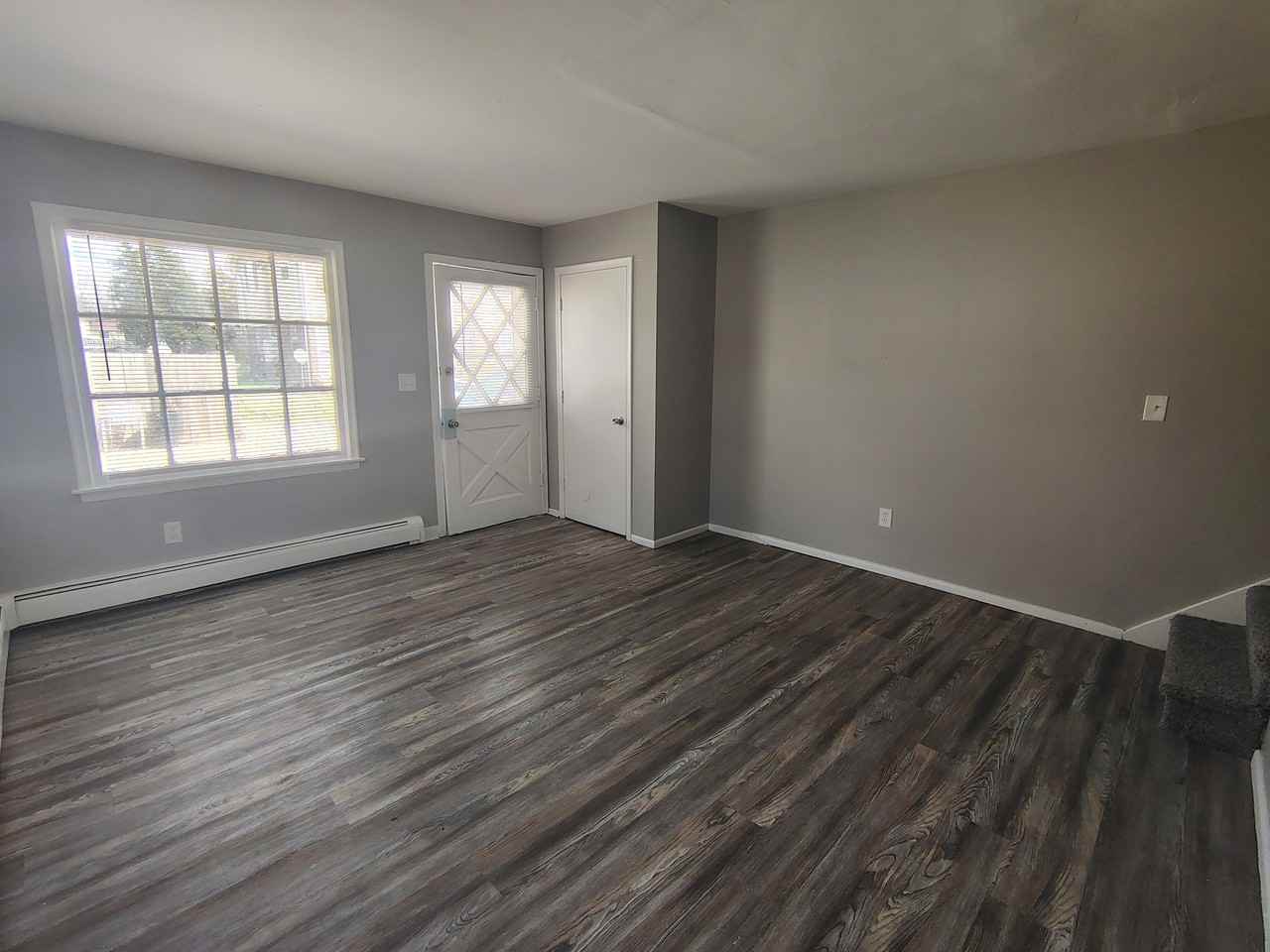 4960 Hinsdale Avenue #8 - Photo 2 of 9