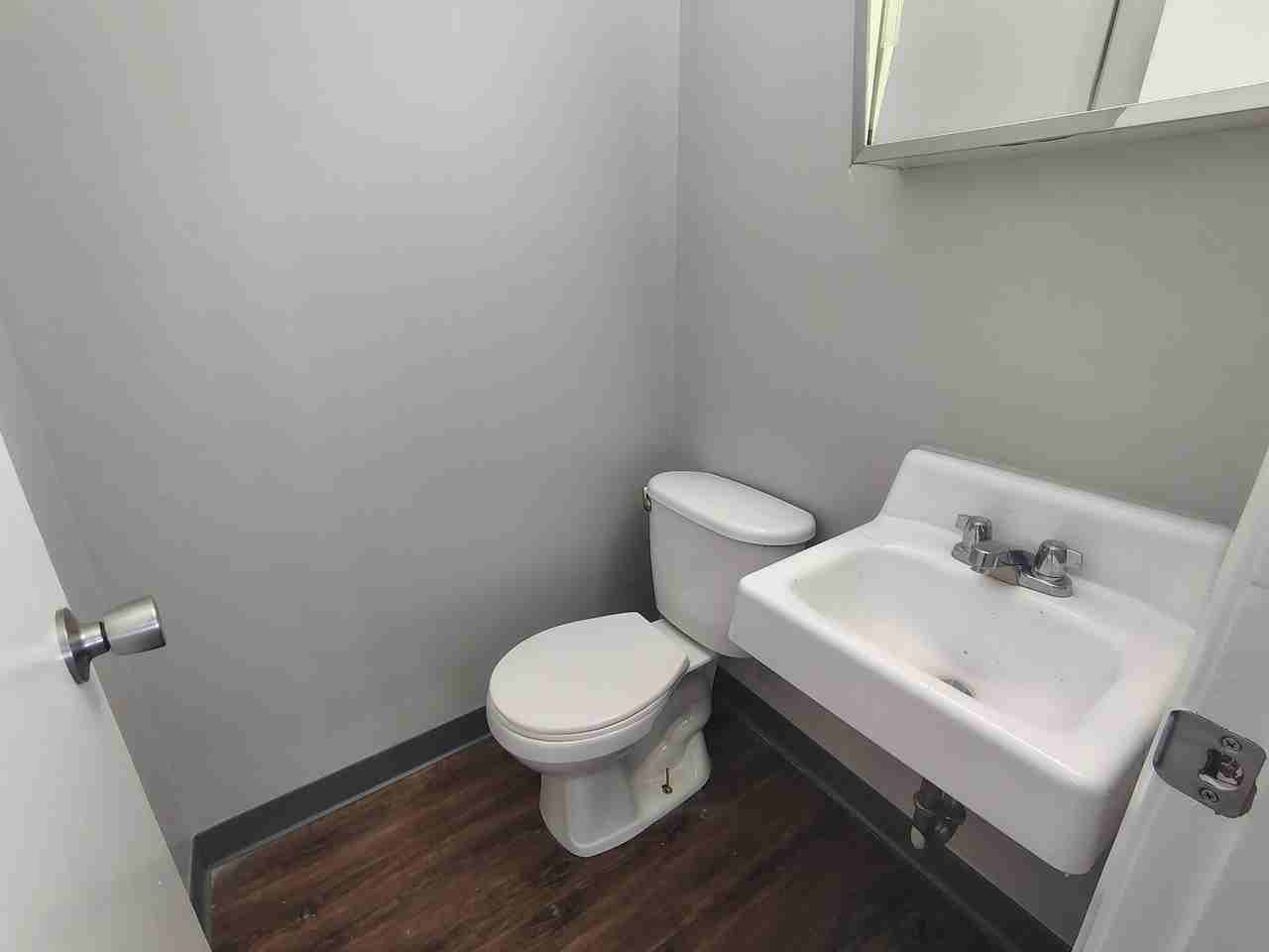 4960 Hinsdale Avenue #8 - Photo 3 of 9