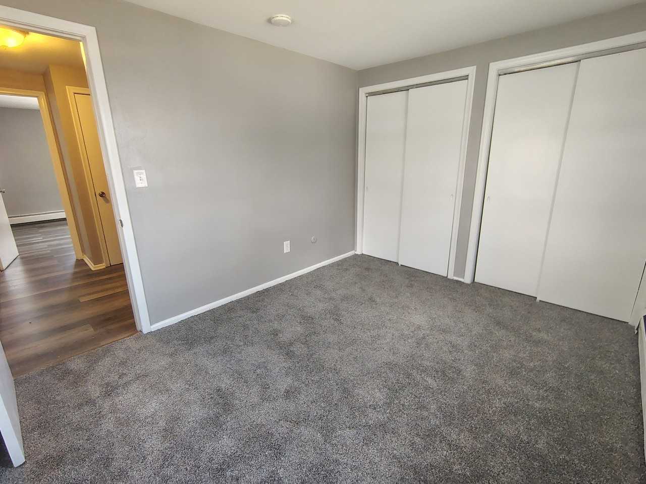 4960 Hinsdale Avenue #8 - Photo 4 of 9