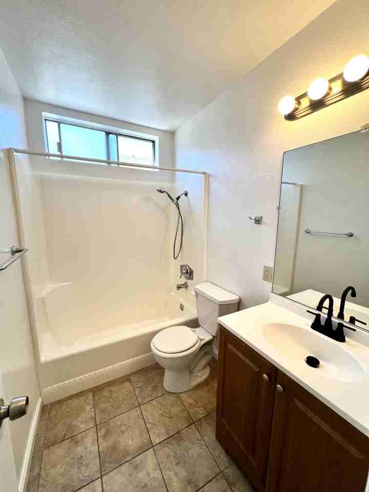 2240 West Dunlop Street - Photo 6 of 6