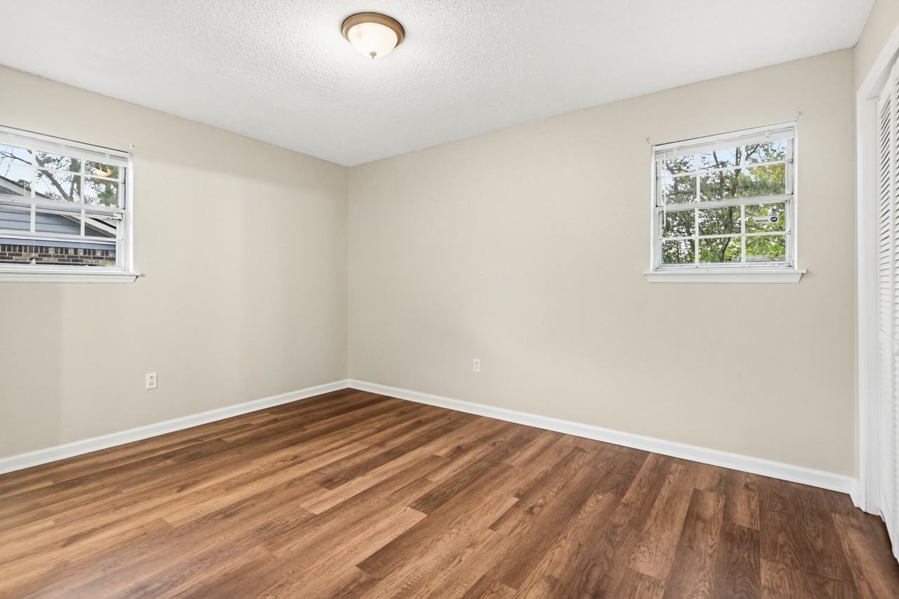 4461 Jenwood St #1 - Photo 7 of 20