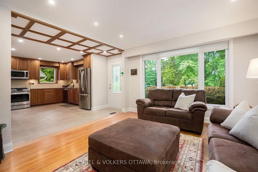 607 Shelley Ave #1 - Photo 5 of 10