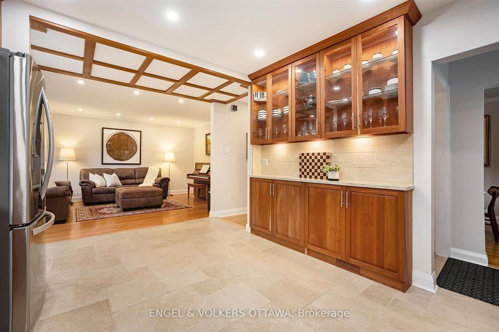 607 Shelley Ave #1 - Photo 6 of 10