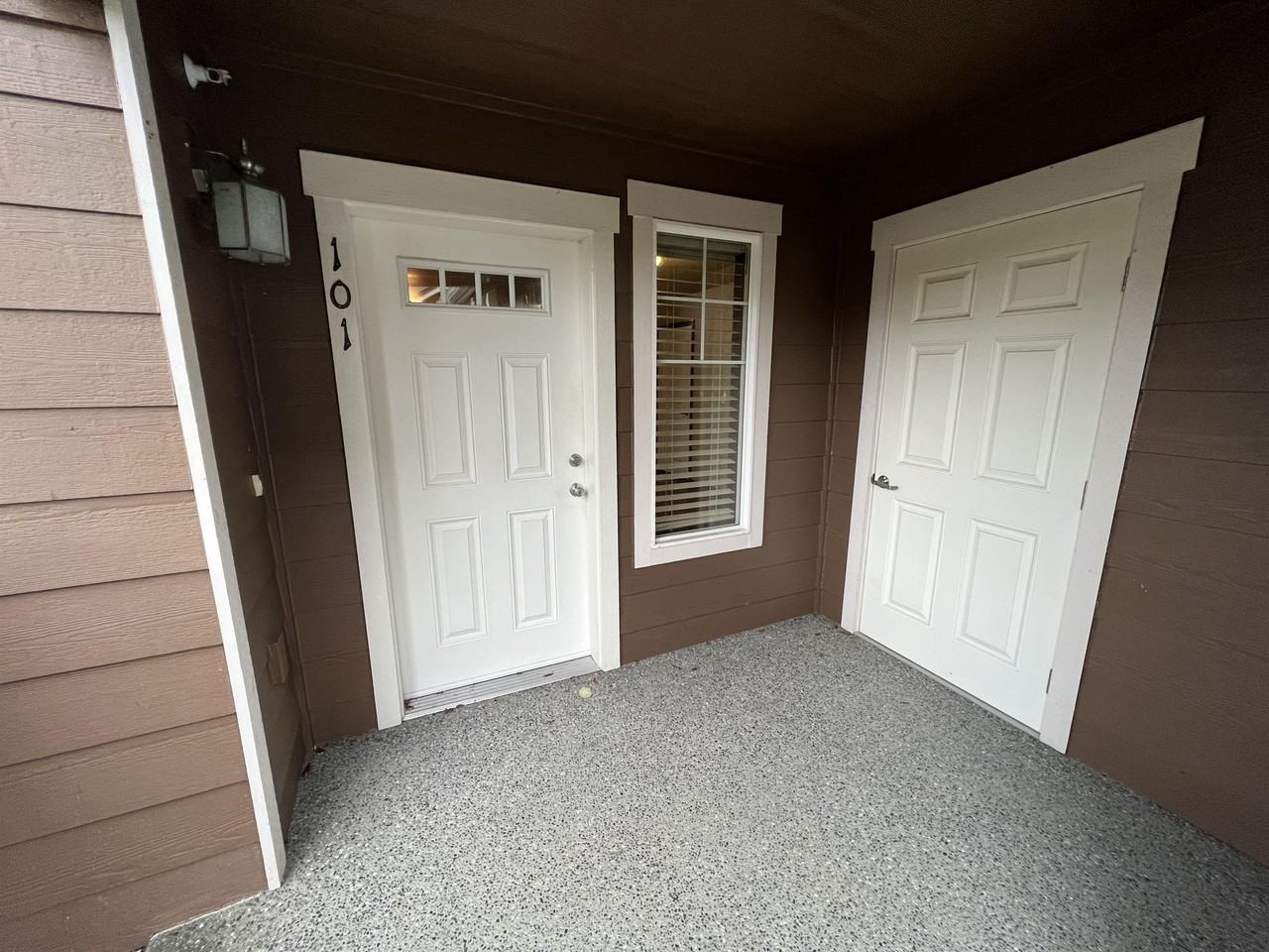 N14716-101 - Photo 2 of 28