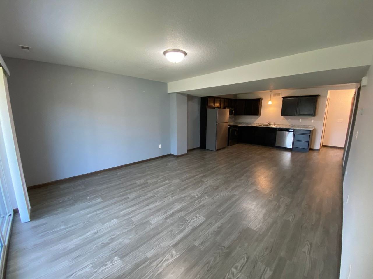 901 East Olive Street - Photo 6 of 45