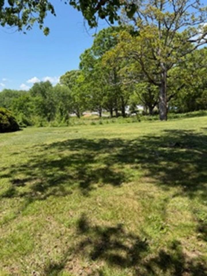 1701 Westside Dr - Photo 2 of 36