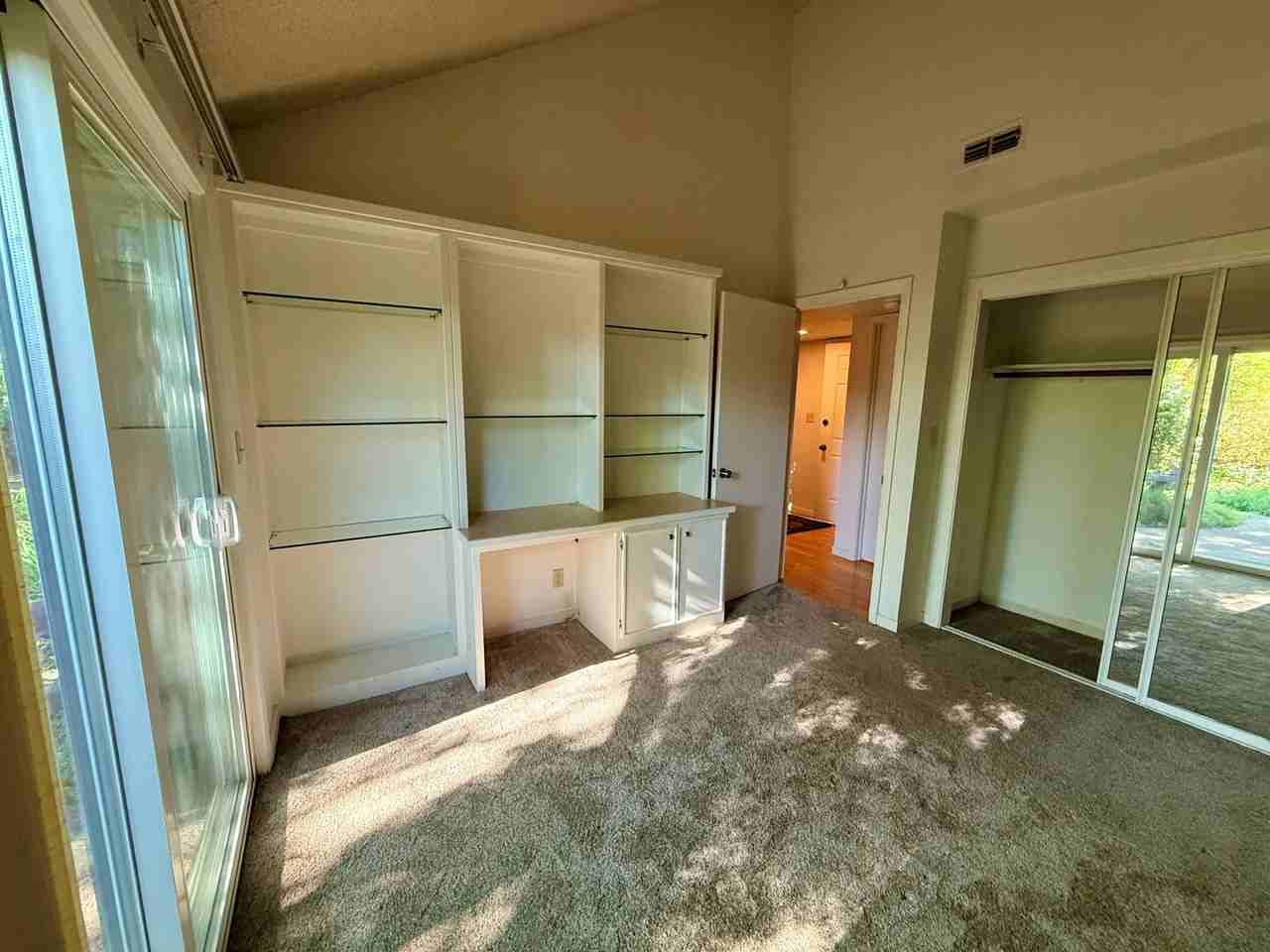 5 Alameda Park Cir - Photo 7 of 23