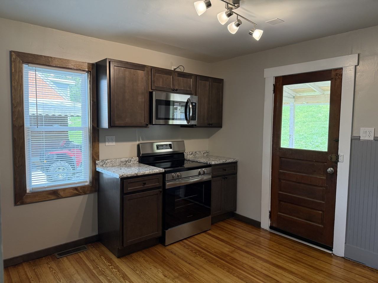 926 W Water St #1 - Photo 2 of 17