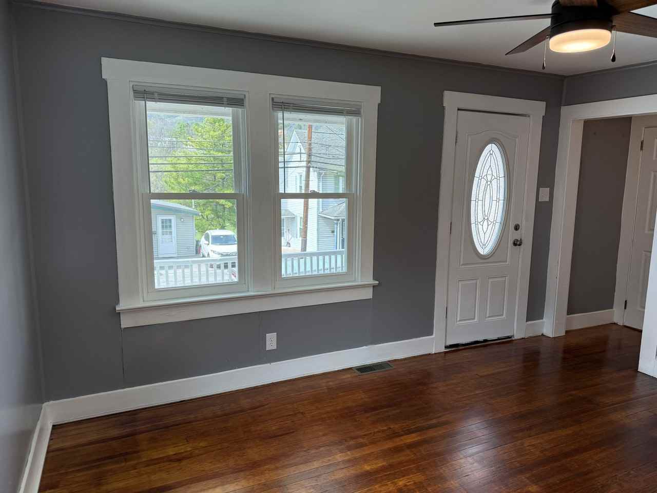 926 W Water St #1 - Photo 5 of 17