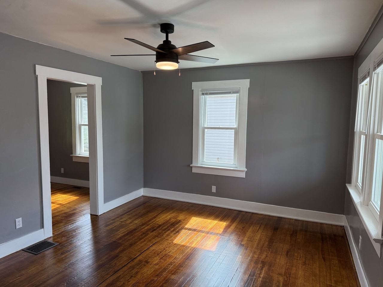 926 W Water St #1 - Photo 6 of 17