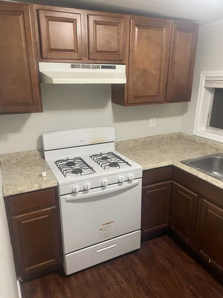 7152 Hegerman St #1 - Photo 3 of 9