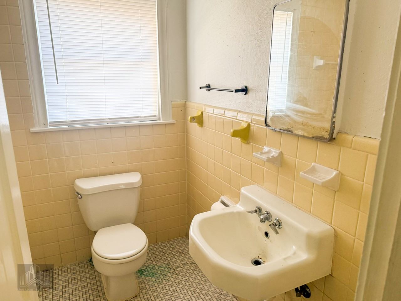 Dudley Creswell - Photo 3 of 36