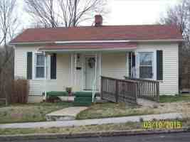 featured image of 66 Carlson Ave #1